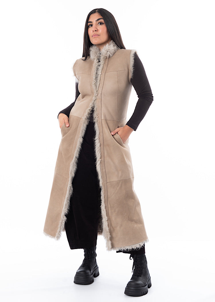 DOM GOOR LONG SHEARLING GILET