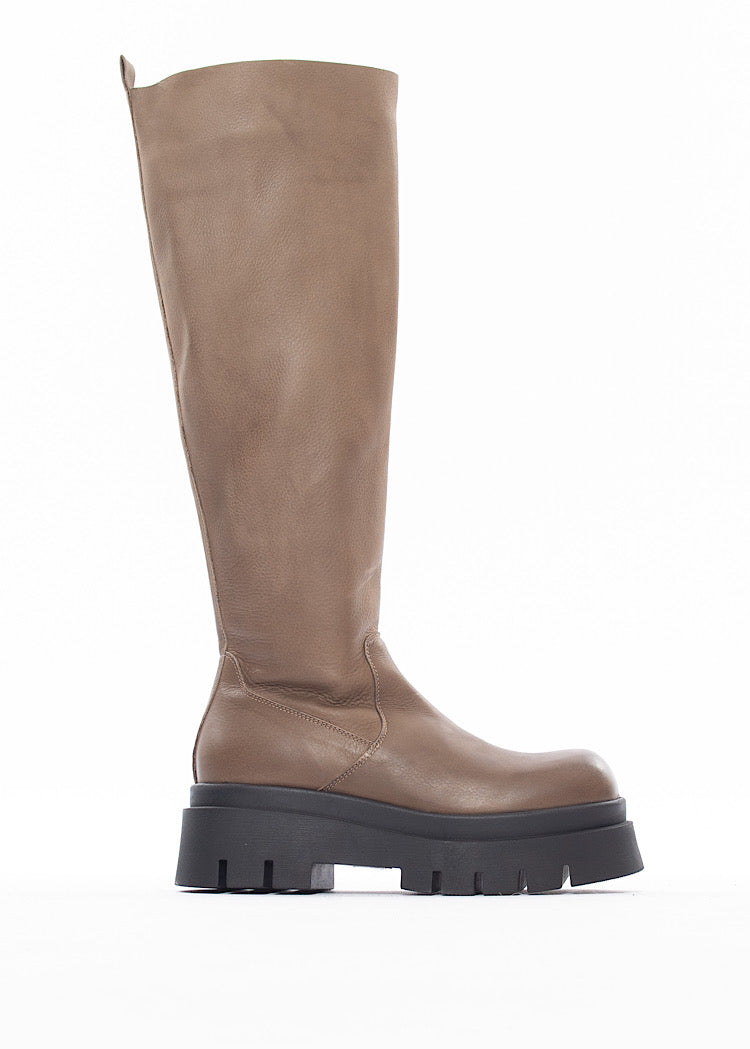 LOFINA BOOT