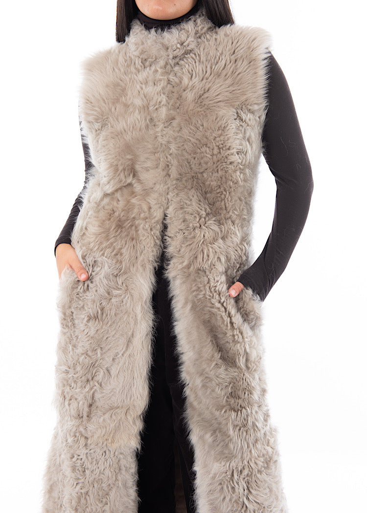 DOM GOOR LONG SHEARLING GILET