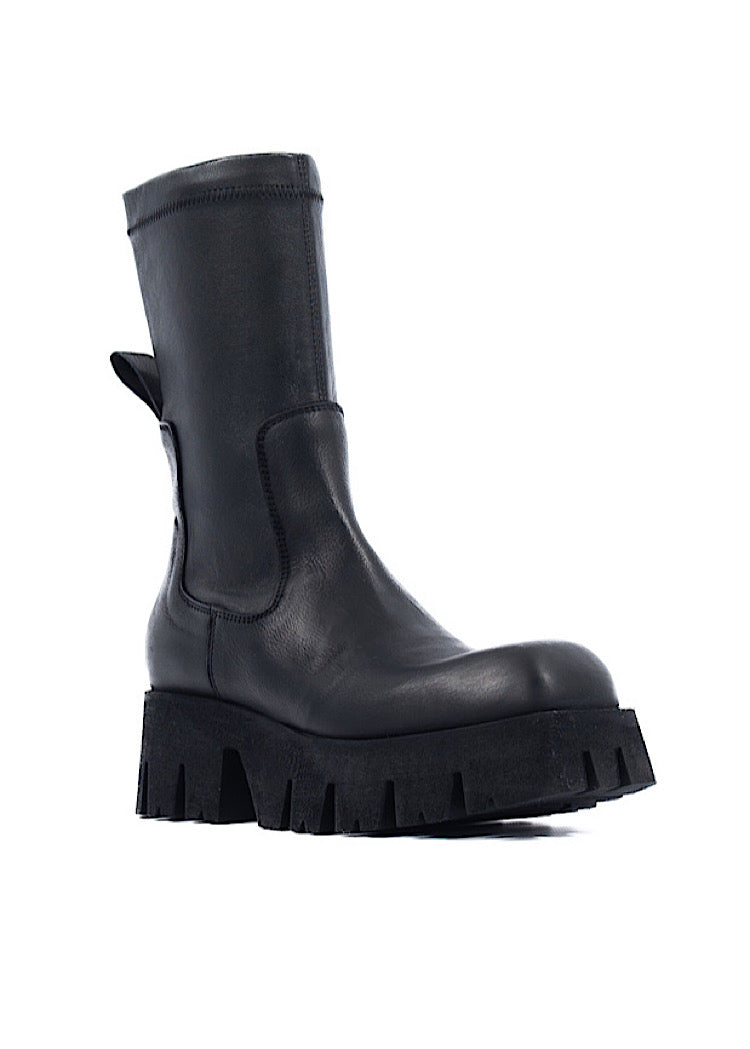 LOFINA BOOT